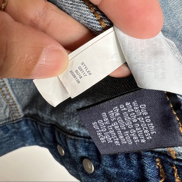 Madewell The Oversized Jean Jacket in Capstone Wash Blue - Picture 14 of 16